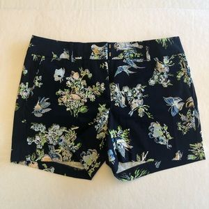 Ann Taylor Floral 5” Shorts NWOT